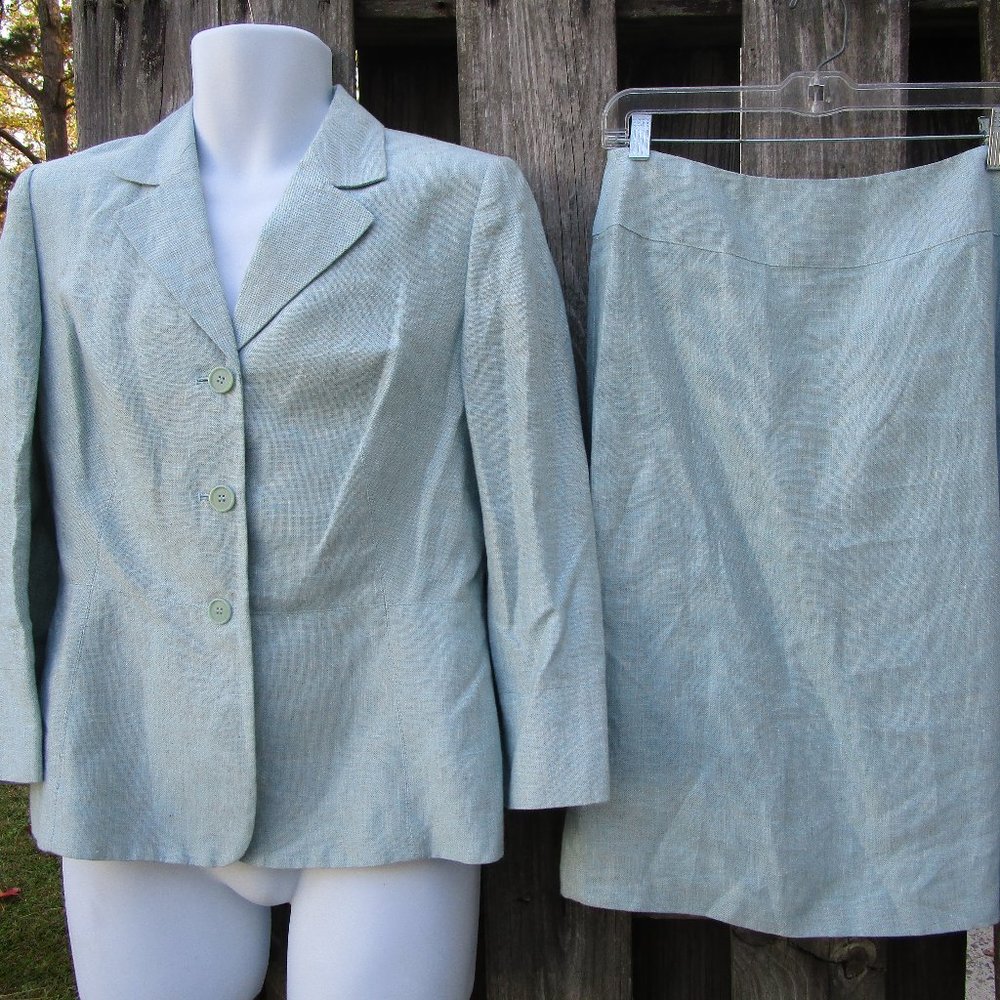 Le Suit, Light Blue, 100% Linen 3 Button Blazer Skirt Suit Set Size 8